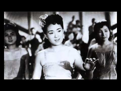 リンゴの唄 - 並木路子、霧島 昇 (1946)