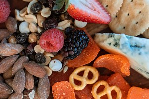 8 Healthy Snacks For Paddling Trips