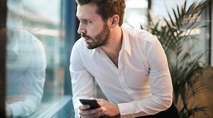 24 Signs Your Long Distance Girlfriend Is Cheating (Spoiler Alert)