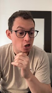 Est-ce vrai?! 🤣👨🏻‍🏫 #prof #monsieurprof #professeur #cours #anglais #coursdanglais #english #eleves #eleve #élèves #college #lycee #sosie #doppelgänger #lookalike #ressemblance #humour #funny | Monsieur Prof