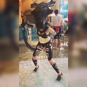 1.6K views · 171 reactions | Been awhile since I posted my Xenomorph Alien Queen swimsuit! Here is a full turn around of the costume I made! . #xenomorph #xenomorphcosplay #alien #aliens #aliencosplay #alienscosplay #costume #horror #scifi #bikini | Mangoloo Cosplays | Facebook