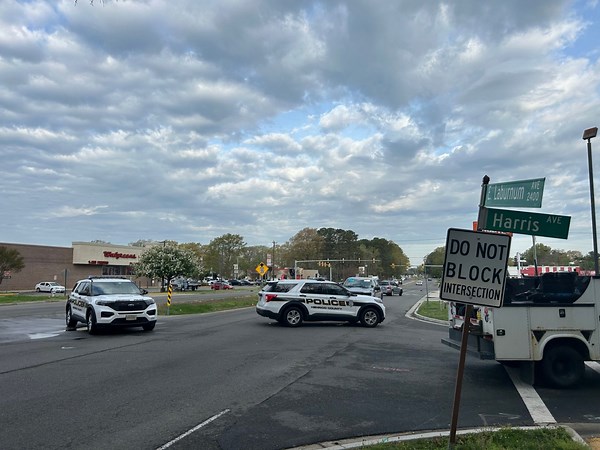 Person seriously hurt after multi-vehicle crash shut down part of Laburnum Avenue in Henrico