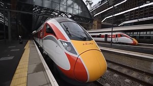 1.8K views · 45 reactions | LNER AZUMA STANDARD CLASS FULL TRAIN JOURNEY LONDON TO EDINBURGH | 200Journeys | Facebook