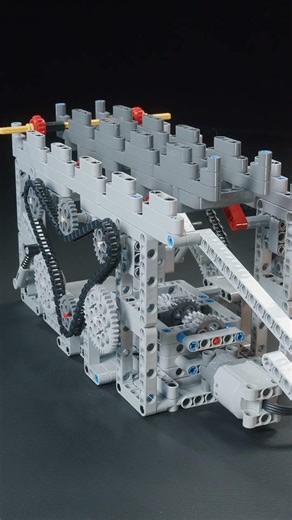 LEGO Technic Chain Drive Mechanism ⚙️ Tension & Motion Transfer