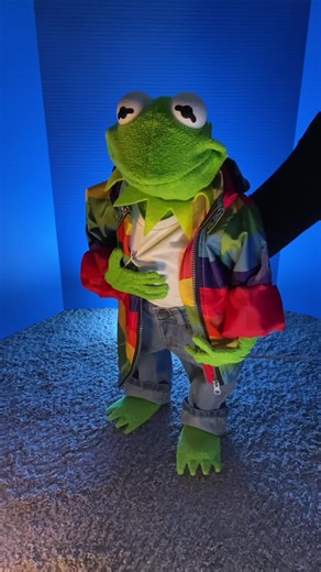 Happy Frogsgiving Day 27! Kermit and the Technicolor Dreamcoat #josephandtheamazingtechnicolordreamcoat #andrewlloydwebber #timrice #closeeverydoor #technicolordreamcoat #musicaltheater #musicaltheaterkidcheck #musicaltheaterkid #musicaltheatertok #musicaltheatertiktok #musicaltheaterlove #musicaltheatre #musicaltheatrekid #musicaltheatretiktok #musicaltheatrekidcheck #musicaltheatrestudent #musicaltheatremajor #musicaltheatreish #musicaltheatretok #kermit #kermitthefrog #kermitontiktok #kermitm