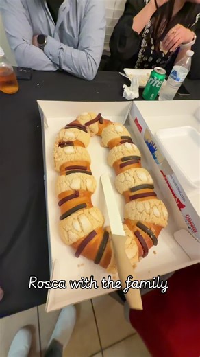 Delicious Rosca de Reyes Recipe for Family Gatherings