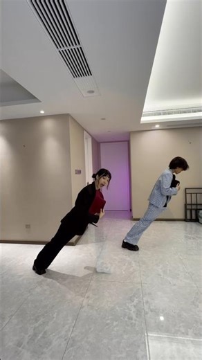 Pay attention to how we did this🎩#michealjackson #dance #couple #zoey #challenge