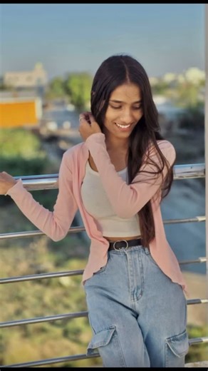 Komal Jadhav on Instagram: "Marathi aahe mi😅 . . . #trending #marathi #marathisong #marathimulgi❤️ #fypppppppppppppppppppppppppppppppppppppppppppppppppppppppppppppppppppppp"