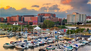 Hot cider, wine tastings and more await you in Erie this autumn