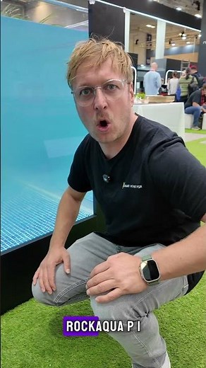😳 Roborock POOL ROBOT?! RockAqua P1 in action at IFA!