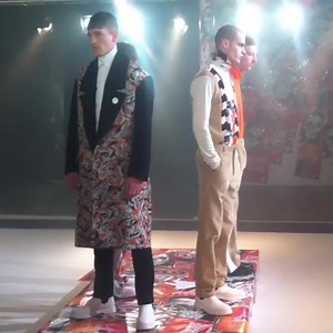 Models trying so hard to not dance at Devon Halfnight Leflufy | V Magazine