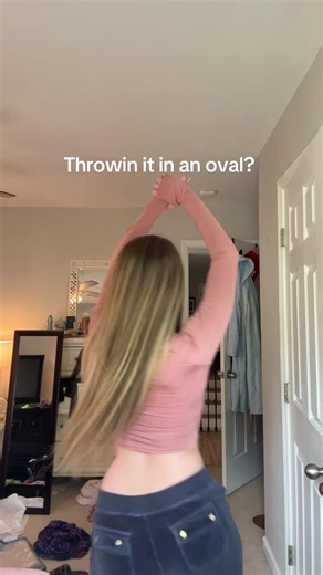 Ig an oval is a circle #fyp #trending #foryoupage #dance | dancing