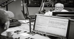 Local radio show talks vet issues, offers help