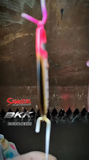 Un color que no se resiste, ningún pez depredador! #pescadecorvina #fishing #pesca #lurefishing #pescaenperu | Black Beard Design