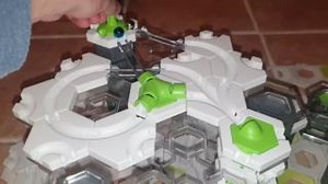 Construis des circuits sans limites avec Gravitrax 🤯 Site : https://ow.ly/lOUQ50Qep8V 📸@laulaubrick #ravensburger #gravitrax | Ravensburger