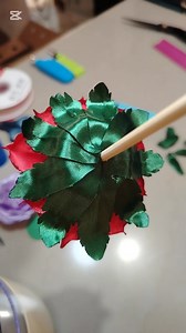 Mini rosa pomposa o rosa de jardín con la técnica del vaso tutorial #festivetouch #viral #flordeliston #fbreelsfyp #rosapomposa #liston #minirosas, parte 16 | Recuerdos de Charito y sus recetas
