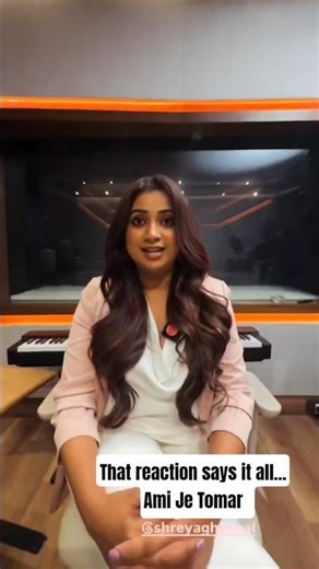 Shreya Ghoshal sings Ami Je Tomar, RJ Malishka’s reaction says everything 🤍✨