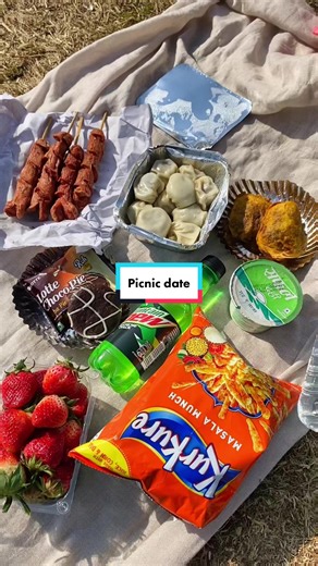 Romantic Picnic Date Ideas for Valentine's Day