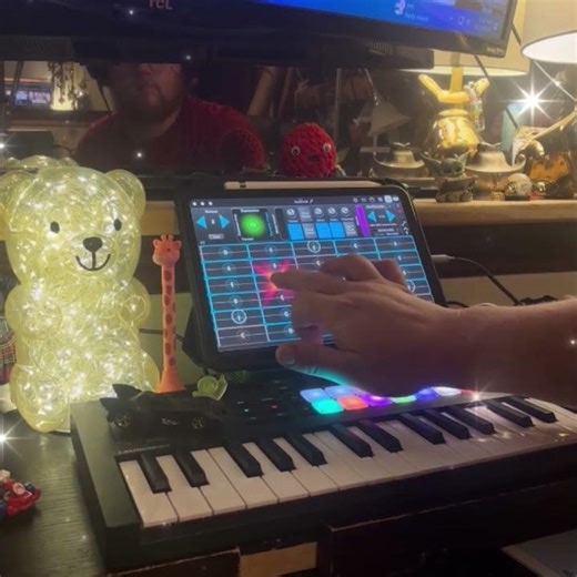 GeoShred Sax Jam with Live FX in Loopy Pro