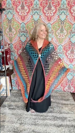 CROCHET: Easy Autumn Crochet Shawls, Same Pattern 3 Yarns!