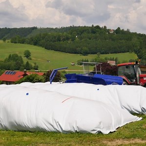 [Hot Item] Plastic Grain Silo Bag Silage Bags 300 Tons Animal Feed Storage Bag