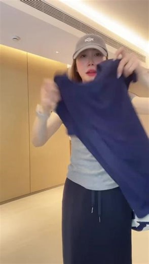 YASHANGMAN早春简约纯色修身圆领短袖T袖895#修身显瘦 #时尚百搭 #面料柔软舒适 #洋气减龄 #谁穿谁好看系列