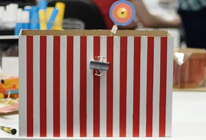 Test your aim in this carnival-style IR target game | Arduino Blog