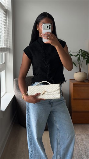 FabFitFun on Instagram: "🌸 SPRING SPOILER 🌸 Just when you thought the most perfect spring purse doesn’t exist...@fewmoda is bringing you this Customization 2 East West Clutch with Crossbody Strap in cream. - You can switch it from a chic top-handle bag to a simple wallet depending on where you’re heading. - The adjustable straps and handy interior pockets make it so easy to customize the fit while keeping all my essentials organized and easy to find. - It has such a classic yet t