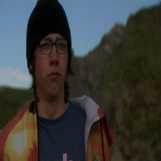 16 mirrors . . #skins #sid #fyp | Skins