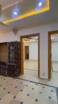 8 MARLA USE HOUSE FOR SALE FOR LOW BUDGET CLIENT BAHIRA ORCHAD LAHORE CONTACT ME 03267409664