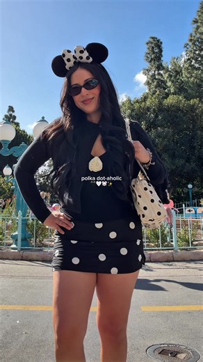 Disneyland outfit inspo🌟🖤🤍 #polkadot #disney #disneyland #disneyoutfits #disneyoutfitideas ✨ @Disney Style @BAGGU @Aritzia @J.Crew @Princess Polly @Disney Store @PUMA