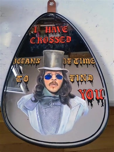 Painting on mirrors... Clean, contemporary, and personal. | Amelia Moutousamy