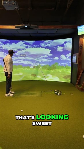 Virtual Golf Pro: Epic 250-Yard Shot & Perfect Swing! #shorts