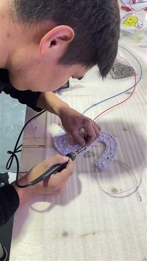 How to make channel letters?#channelletters #signmaking #signmaker #ledsign #ledsignage #signfactory