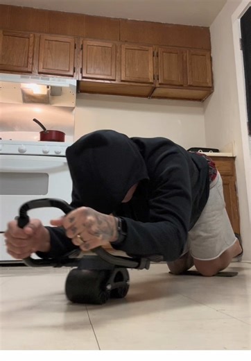 Roller Wheel Exercise 💪🏻