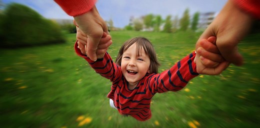 Curious Kids: when I stop spinning, why do I feel dizzy and the world looks like it’s tilting?