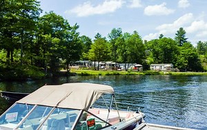 Lantern Bay Resort | Resort Cottages for sale in Muskoka