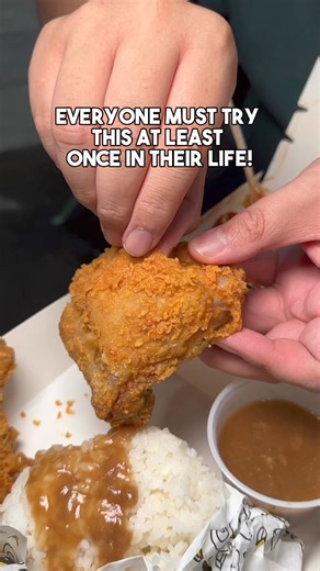 24M views · 197K reactions | Next time you have fried chicken do this hack! A must! This combo comes with rice and gravy from Burger Point  #PlacesInSydney #friedchicken #foodhacks #hacks #kitchenhacks #lifehacks #kulitayam #chickenskin #friedchickenskin #burgerpoint | adrianwidjy | Facebook