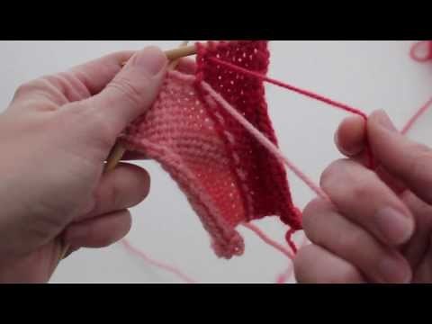 Twist the Yarn Together - How-to make an intarsia color change while knitting.
