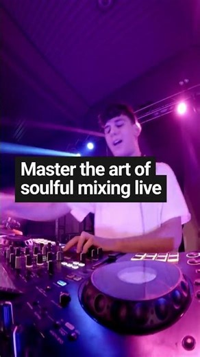 Mastering Soulful House Mixes: Expert Tips