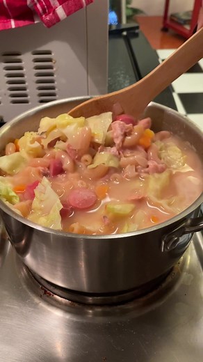 Creamy Chicken Sopas Recipe | Panlasang Pinoy Original