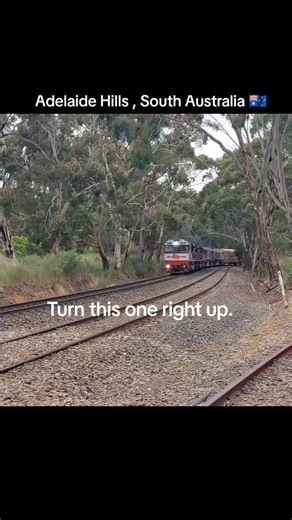 Magnificent Australian Freight Goods Train, Locomotives Hammering and Thrashing up a steep grade in the Adelaide Hills. Australia 🇦🇺. #australia #train #transport #trainspotting #entertainment | Rob Boomer