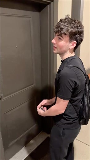 When you’re walking Past a stranger in a hallway 🤣🎥 #skit #skits #shorts #trending #funnyshorts