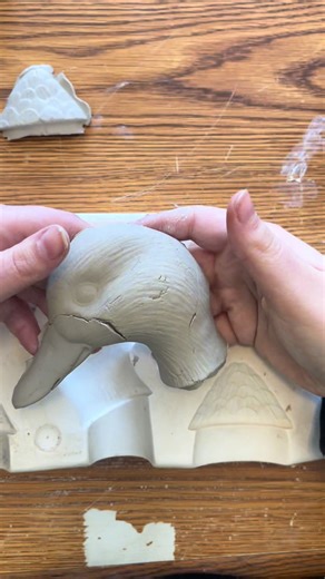 Are Molds in Pottery Considered Cheating?
