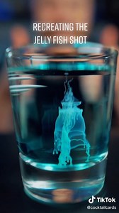 You can now make these crazy cocktails at the comfort of your homes! ©cocktailcards | TikTok