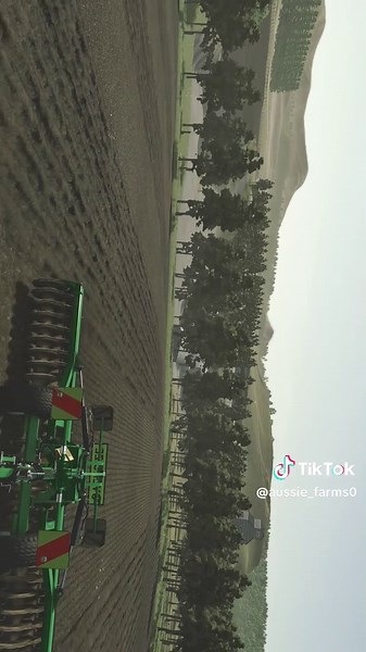 Exploring Farm Trucks and Tractors in Australia and NZ