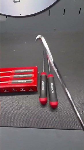 This Flat Pick & Hook Set Gets the Job Done Right Without Damage! 📹 tooladdictedgreasemonkey