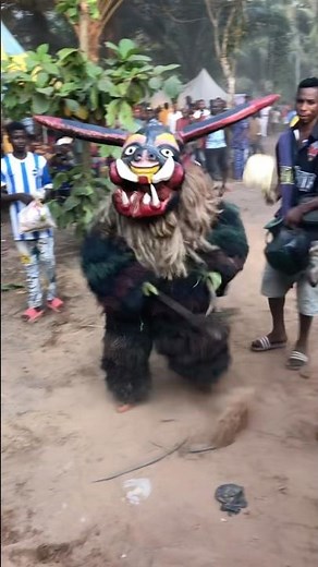 Odogwu Masquerade can dance #africa #masquerade #culture #dance #festival #achi #tradition