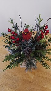 Cardinal Arrangement Christmas Holiday Table Decoration - Etsy