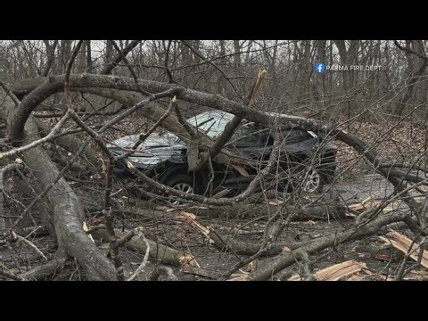 Thousands of power outages remain in Northeast Ohio: FirstEnergy updates